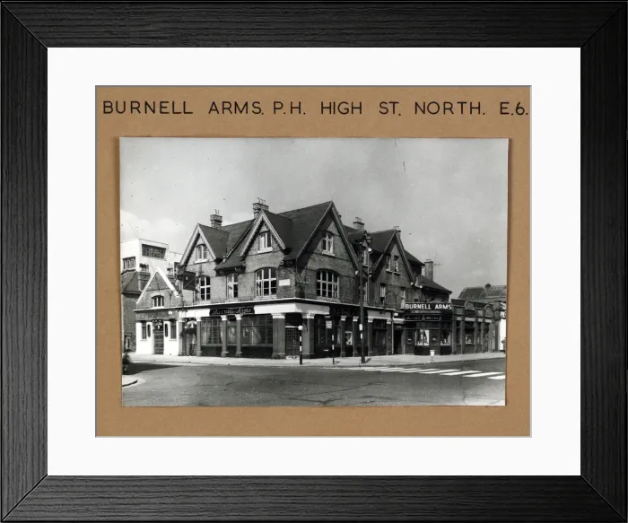 Framed Print : Photograph of Burnell Arms, East Ham, London Framed Print : Photograph of Burnell Arms, East Ham, London