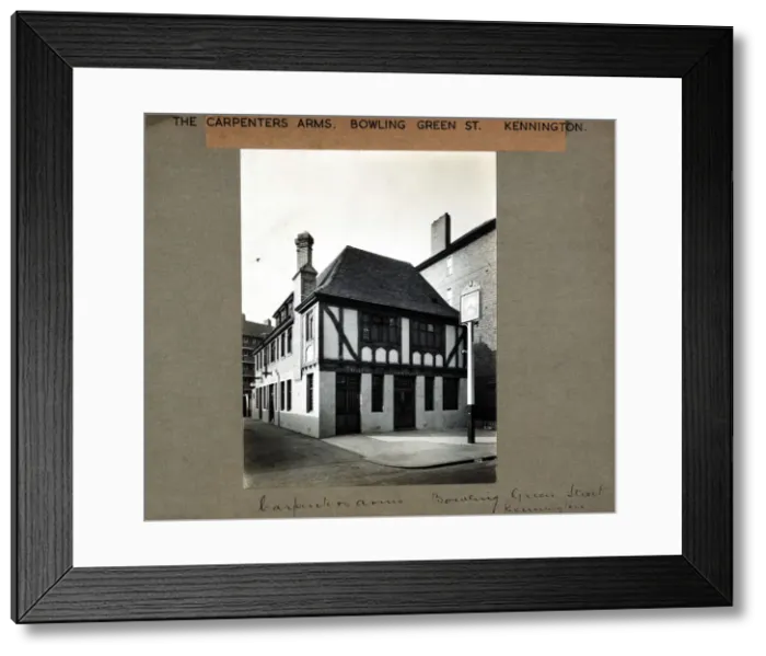 Framed Print : Photograph of Carpenters Arms, Kennington, London Framed Print : Photograph of Carpenters Arms, Kennington, London