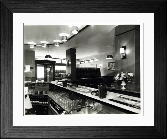 Framed Print : Photograph of Carpenters Arms, Stepney, London Framed Print : Photograph of Carpenters Arms, Stepney, London