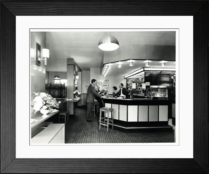 Framed Print : Photograph of Carpenters Arms, Stepney, London Framed Print : Photograph of Carpenters Arms, Stepney, London
