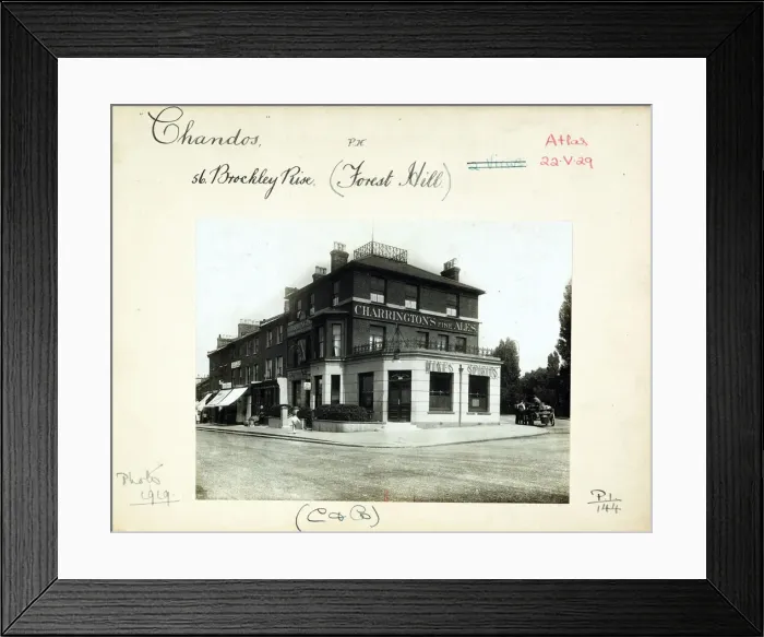 Framed Print : Photograph of Chandos PH, Forest Hill, London Framed Print : Photograph of Chandos PH, Forest Hill, London