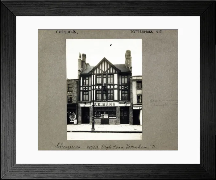 Framed Print : Photograph of Chequers PH, Tottenham, London Framed Print : Photograph of Chequers PH, Tottenham, London