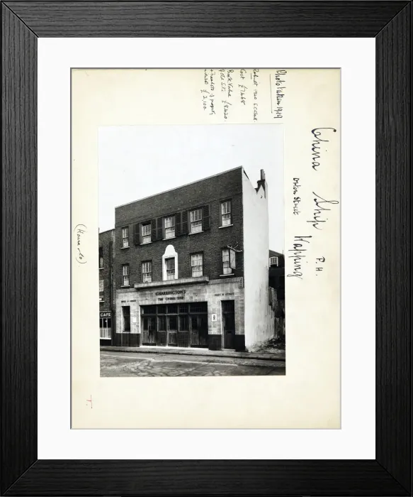 Framed Print : Photograph of China Ship PH, Wapping (New), London Framed Print : Photograph of China Ship PH, Wapping (New), London