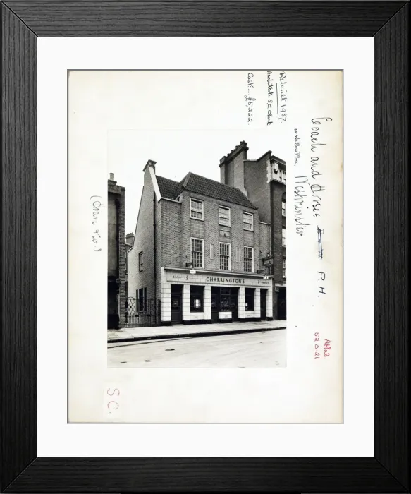 Framed Print : Photograph of Coach & Horses PH, Westminster, London Framed Print : Photograph of Coach & Horses PH, Westminster, London