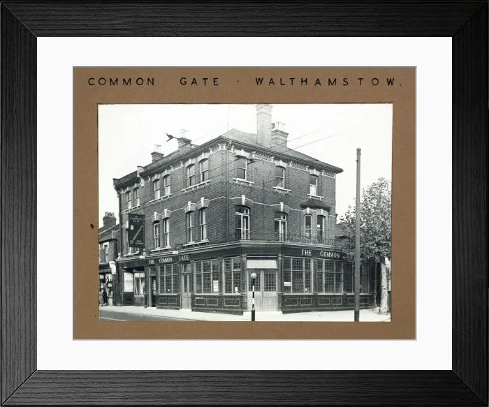 Framed Print : Photograph of Common Gate PH, Walthamstow, London Framed Print : Photograph of Common Gate PH, Walthamstow, London