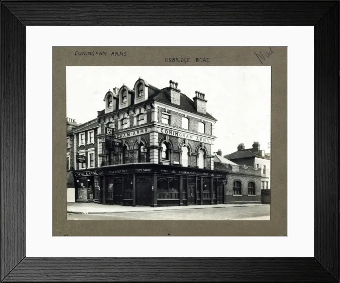 Framed Print : Photograph of Coningham Arms, Shepherds Bush, London Framed Print : Photograph of Coningham Arms, Shepherds Bush, London