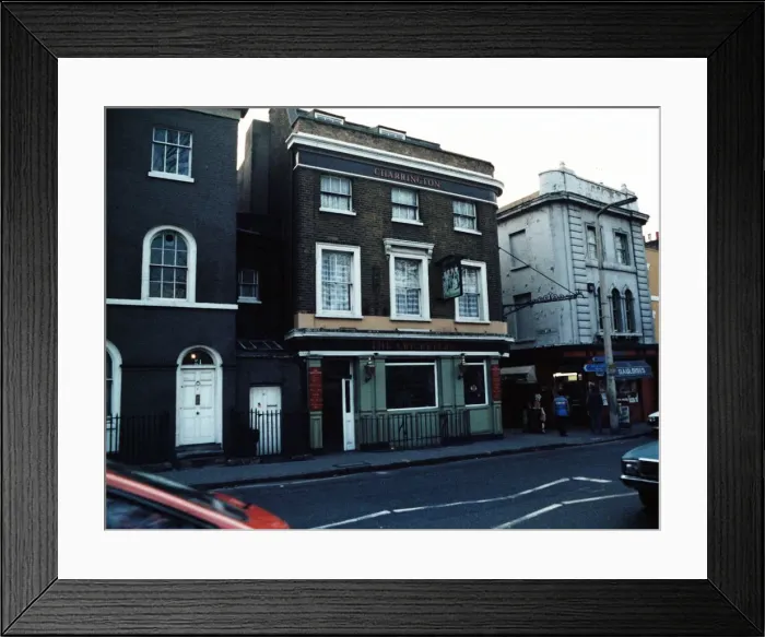 Framed Print : Photograph of Cricketers PH, Greenwich, London Framed Print : Photograph of Cricketers PH, Greenwich, London