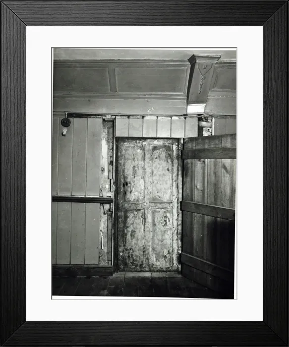 Framed Print : Photograph of Cross Keys PH, Dagenham (Old), Essex Framed Print : Photograph of Cross Keys PH, Dagenham (Old), Essex