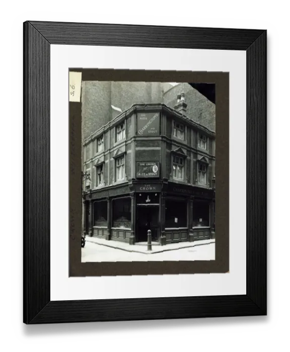 Framed Print : Photograph of Crown PH, Whitechapel, London Framed Print : Photograph of Crown PH, Whitechapel, London