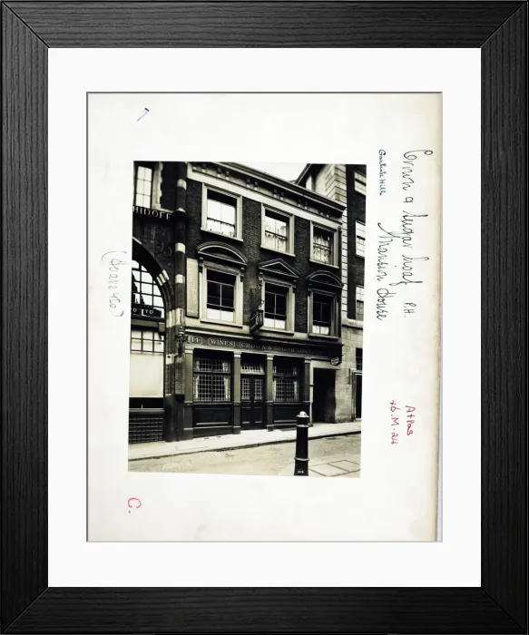 Framed Print : Photograph of Crown & Sugar Loaf PH, Mansion House, London Framed Print : Photograph of Crown & Sugar Loaf PH, Mansion House, London