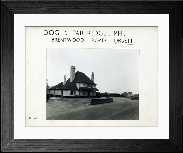 Framed Print : Photograph of Dog & Partridge PH, Orsett, Essex Framed Print : Photograph of Dog & Partridge PH, Orsett, Essex