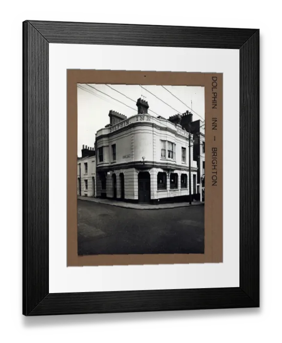 Framed Print : Photograph of Dolphin Inn, Brighton, Sussex Framed Print : Photograph of Dolphin Inn, Brighton, Sussex