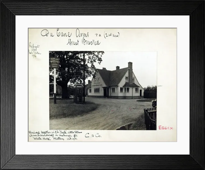 Framed Print : Photograph of Du Cane Arms, Great Braxted, Essex Framed Print : Photograph of Du Cane Arms, Great Braxted, Essex