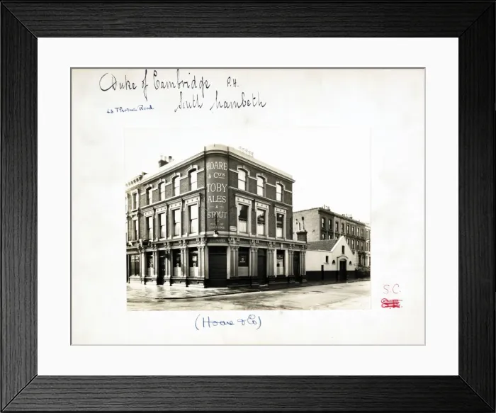 Framed Print : Photograph of Duke Of Cambridge PH, South Lambeth, London Framed Print : Photograph of Duke Of Cambridge PH, South Lambeth, London