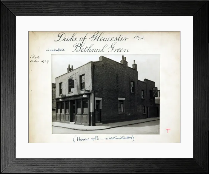 Framed Print : Photograph of Duke Of Gloucester PH, Bethnal Green, London Framed Print : Photograph of Duke Of Gloucester PH, Bethnal Green, London