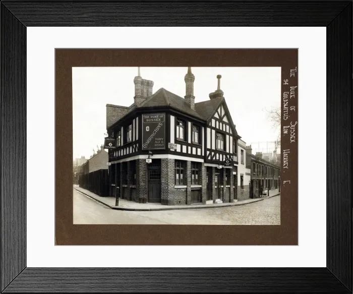 Framed Print : Photograph of Duke Of Sussex PH, Hackney, London Framed Print : Photograph of Duke Of Sussex PH, Hackney, London