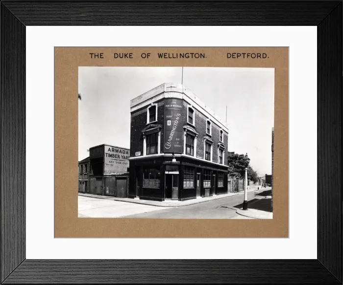 Framed Print : Photograph of Duke Of Wellington PH, Deptford, London Framed Print : Photograph of Duke Of Wellington PH, Deptford, London
