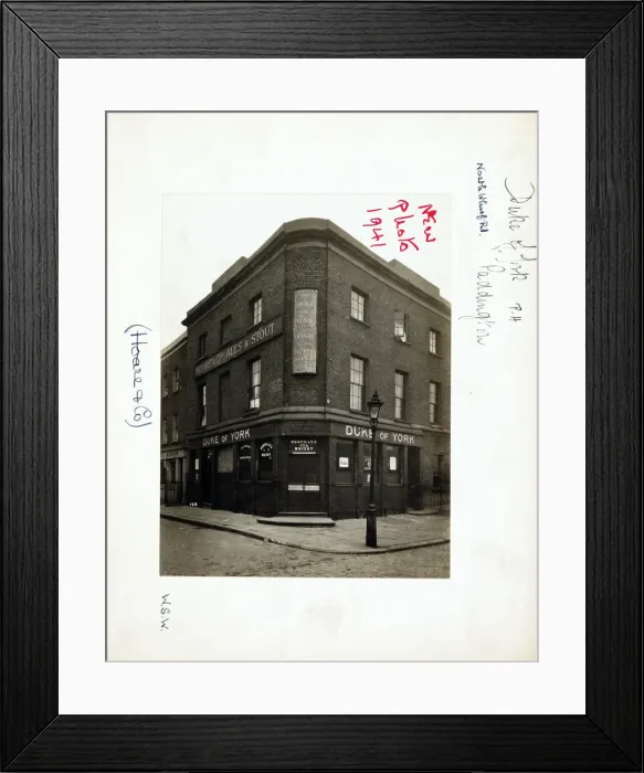 Framed Print : Photograph of Duke Of York PH, Paddington, London Framed Print : Photograph of Duke Of York PH, Paddington, London