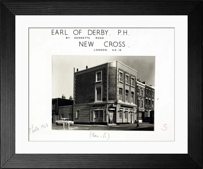 Framed Print : Photograph of Earl Of Derby PH, New Cross, London Framed Print : Photograph of Earl Of Derby PH, New Cross, London