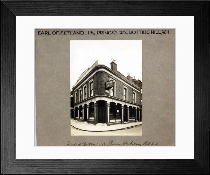Framed Print : Photograph of Earl Of Zetland PH, Notting Hill, London Framed Print : Photograph of Earl Of Zetland PH, Notting Hill, London