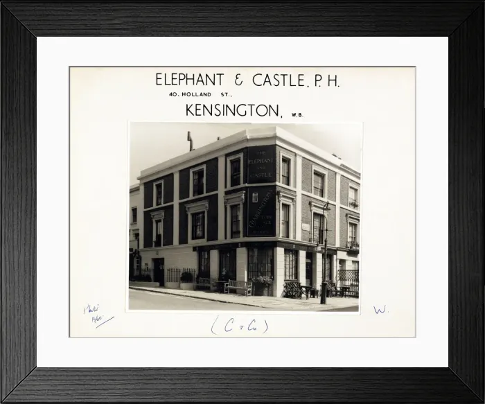 Framed Print : Photograph of Elephant & Castle PH, Kensington, London Framed Print : Photograph of Elephant & Castle PH, Kensington, London