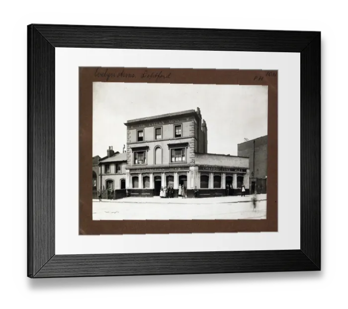 Framed Print : Photograph of Evelyn Arms, Deptford, London Framed Print : Photograph of Evelyn Arms, Deptford, London