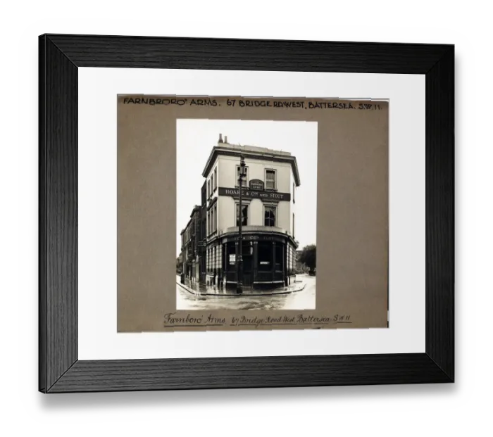 Framed Print : Photograph of Farnborough Arms, Battersea, London Framed Print : Photograph of Farnborough Arms, Battersea, London