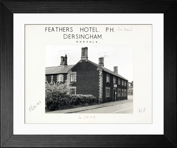 Framed Print : Photograph of Feathers Hotel, Dersingham, Norfolk Framed Print : Photograph of Feathers Hotel, Dersingham, Norfolk