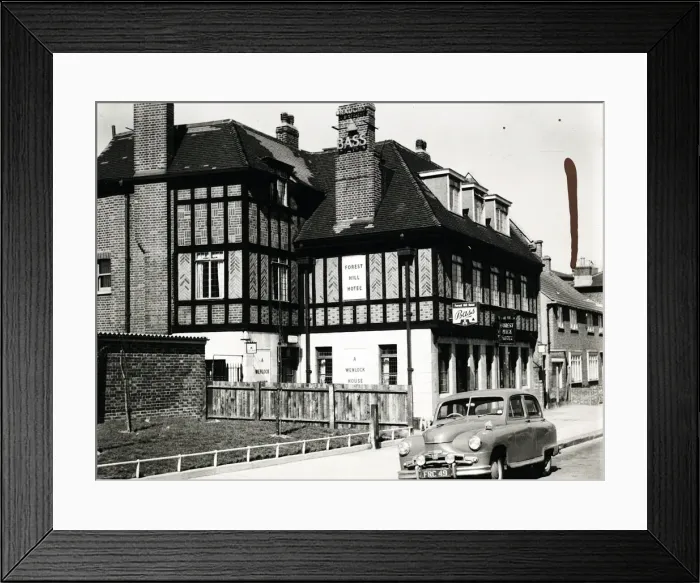 Framed Print : Photograph of Forest Hill Hotel, Forest Hill, London Framed Print : Photograph of Forest Hill Hotel, Forest Hill, London