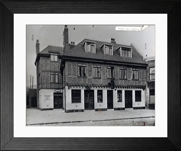 Framed Print : Photograph of Forest Hill Hotel, Forest Hill, London Framed Print : Photograph of Forest Hill Hotel, Forest Hill, London