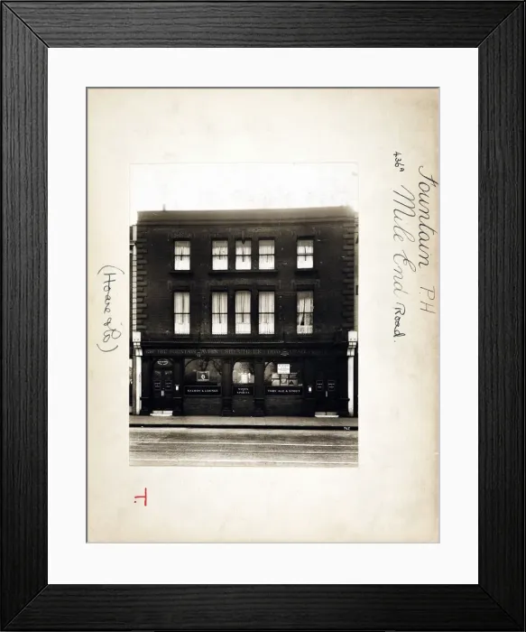 Framed Print : Photograph of Fountain PH, Mile End (Old), London Framed Print : Photograph of Fountain PH, Mile End (Old), London