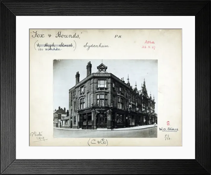 Framed Print : Photograph of Fox & Hounds PH, Sydenham, London Framed Print : Photograph of Fox & Hounds PH, Sydenham, London