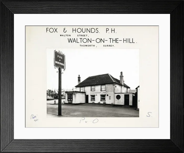 Framed Print : Photograph of Fox & Hounds PH, Walton on the Hill, Surrey Framed Print : Photograph of Fox & Hounds PH, Walton on the Hill, Surrey