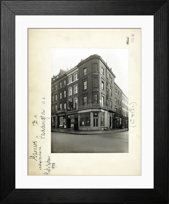 Framed Print : Photograph of Garners PH, Paddington, London Framed Print : Photograph of Garners PH, Paddington, London