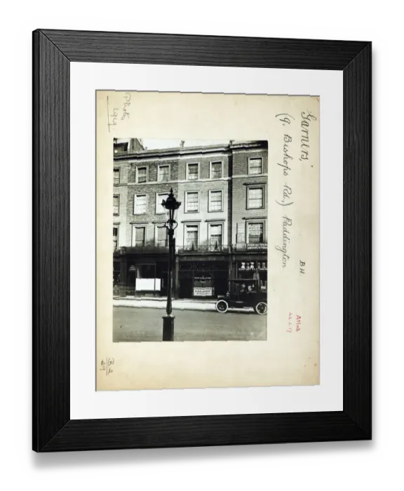 Framed Print : Photograph of Garners PH, Paddington, London Framed Print : Photograph of Garners PH, Paddington, London