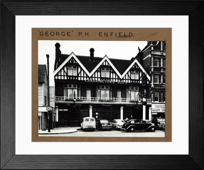 Framed Print : Photograph of George PH, Enfield, Greater London Framed Print : Photograph of George PH, Enfield, Greater London