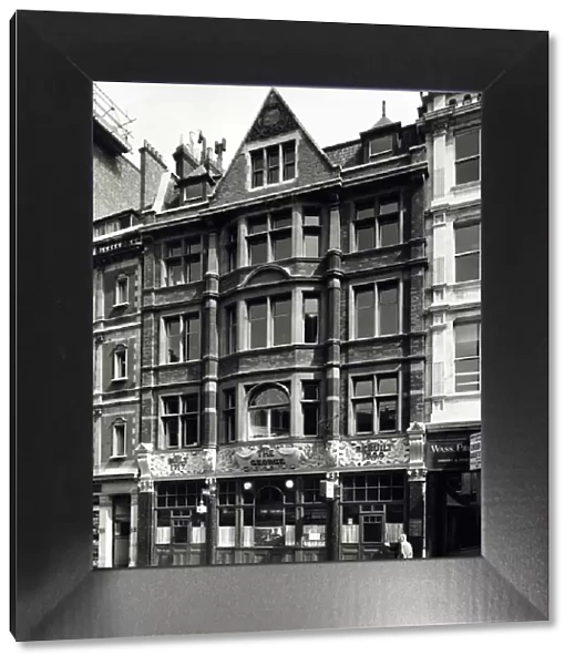 Photograph of George PH, Fenchurch Street, London
