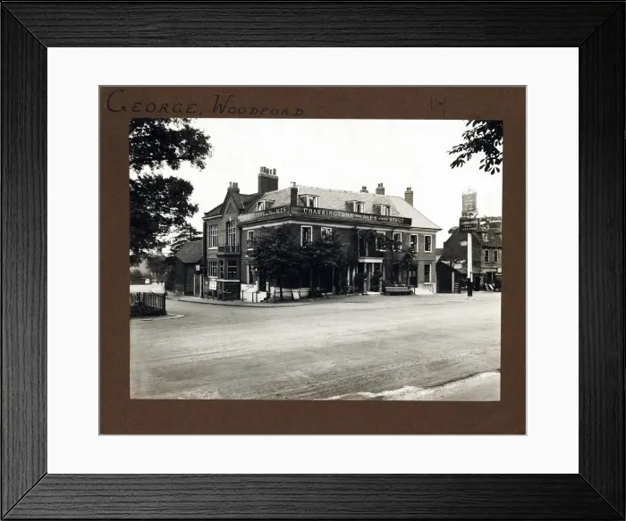 Framed Print : Photograph of George PH, Woodford, Greater London Framed Print : Photograph of George PH, Woodford, Greater London