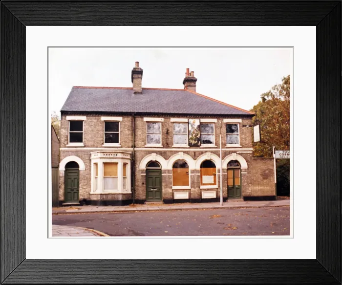 Framed Print : Photograph of George & Dragon PH, Cambridge, Cambridgeshire Framed Print : Photograph of George & Dragon PH, Cambridge, Cambridgeshire