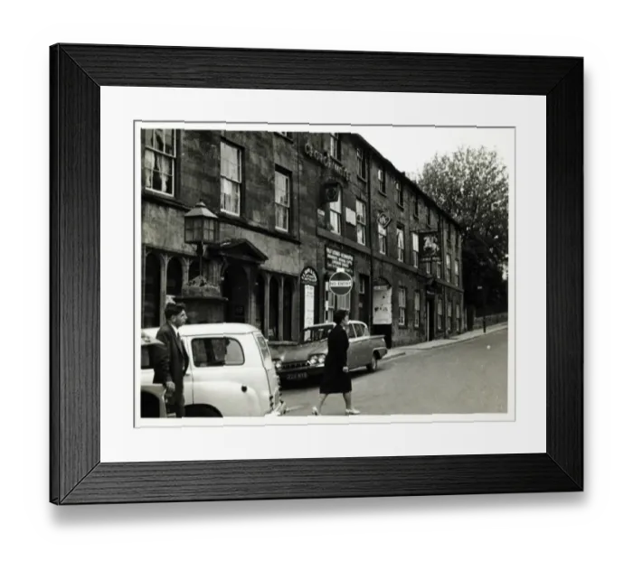 Framed Print : Photograph of George Hotel, Ilminster, Somerset