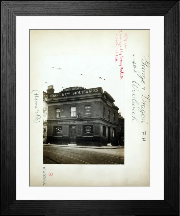 Framed Print : Photograph of George & Dragon PH, Woolwich, London Framed Print : Photograph of George & Dragon PH, Woolwich, London