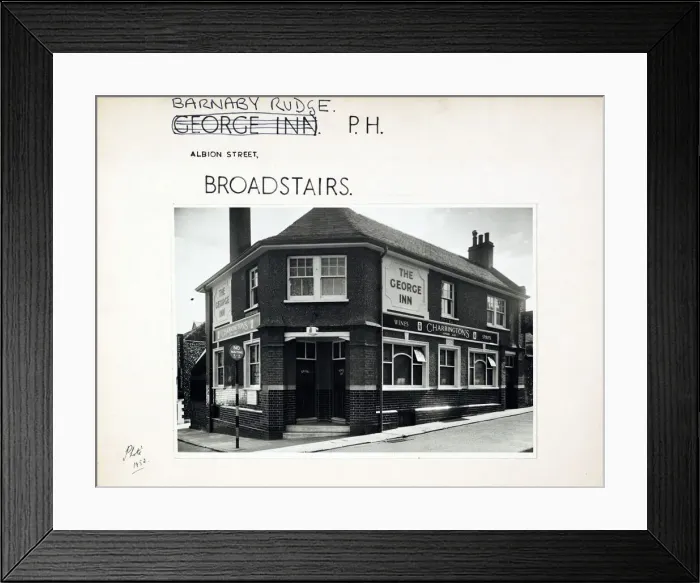 Framed Print : Photograph of George Inn, Broadstairs, Kent Framed Print : Photograph of George Inn, Broadstairs, Kent