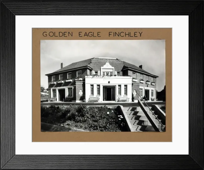 Framed Print : Photograph of Golden Eagle PH, Finchley, London Framed Print : Photograph of Golden Eagle PH, Finchley, London