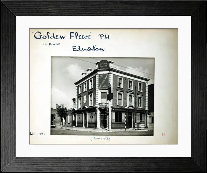 Framed Print : Photograph of Golden Fleece PH, Edmonton, London Framed Print : Photograph of Golden Fleece PH, Edmonton, London