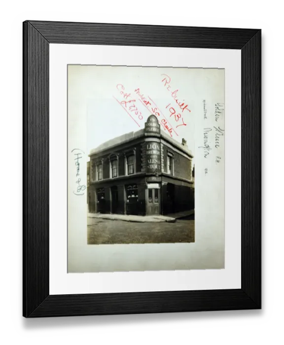 Framed Print : Photograph of Golden Fleece PH, Newington, London Framed Print : Photograph of Golden Fleece PH, Newington, London