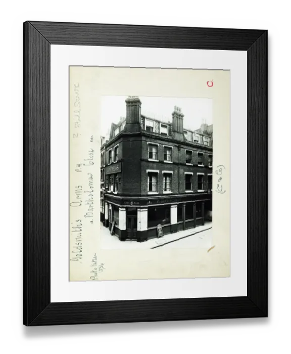 Framed Print : Photograph of Goldsmiths Arms, Barbican, London Framed Print : Photograph of Goldsmiths Arms, Barbican, London