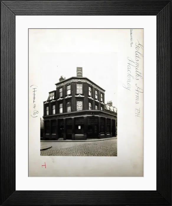 Framed Print : Photograph of Goldsmiths Arms, Hackney, London Framed Print : Photograph of Goldsmiths Arms, Hackney, London