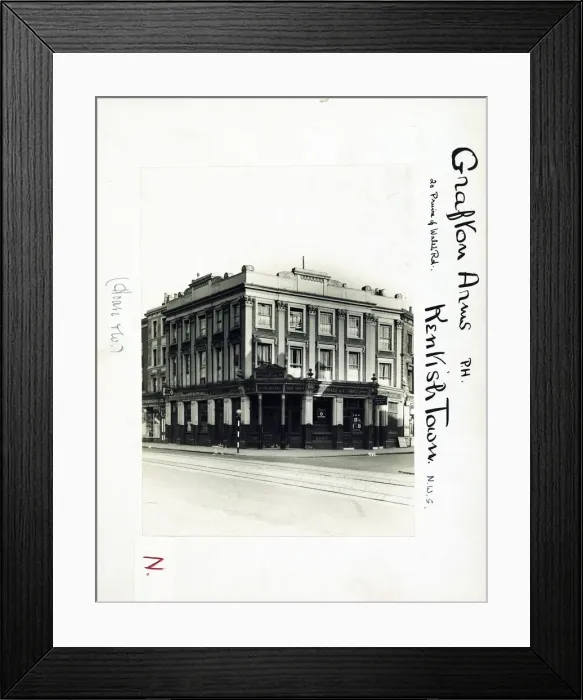 Framed Print : Photograph of Grafton Arms, Kentish Town, London Framed Print : Photograph of Grafton Arms, Kentish Town, London