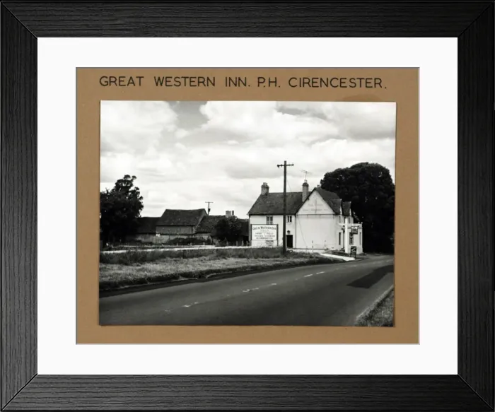 Framed Print : Great Western Inn, Cirencester, Gloucestershire Framed Print : Great Western Inn, Cirencester, Gloucestershire