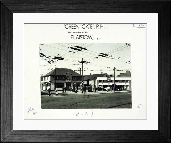 Framed Print : Photograph of Green Gate PH, Plaistow, London Framed Print : Photograph of Green Gate PH, Plaistow, London